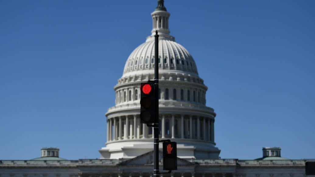 时隔12年美国非农数据再度延迟发布，如何影响市场降息预期？