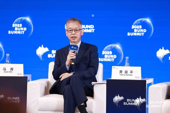 黄益平:人工智能促进经济增长,中国很有可能成为首要得益者